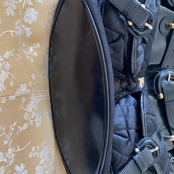 Beautiful Burberry black bag, bought in London in early 2000, like new! - Picture 4 of 7